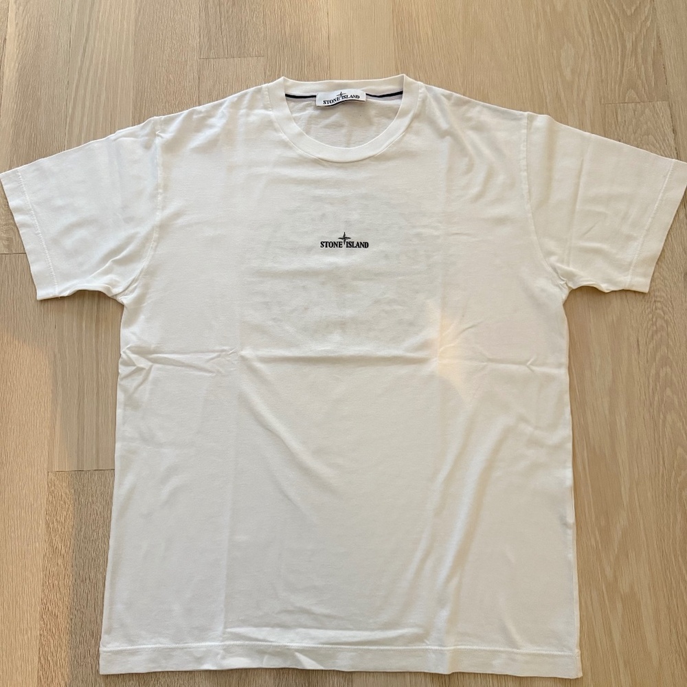 Stone Island graphic t-shirt size large